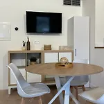 3 Estudio 아파트 *