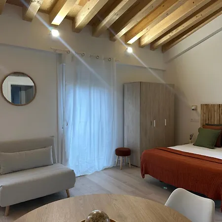 3 Estudio Apartment Covarrubias